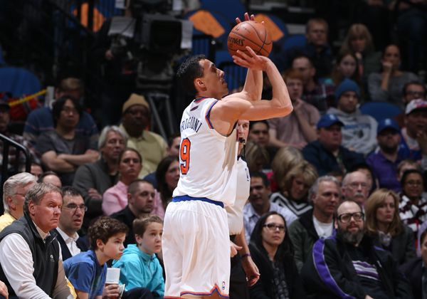 Prigioni aportó tres puntos para la victoria de los Knicks