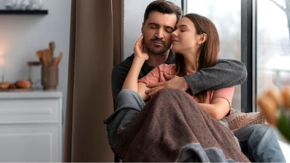 Hombres y mujeres buscan mejorar su calidad de vida sexual después de los 40.