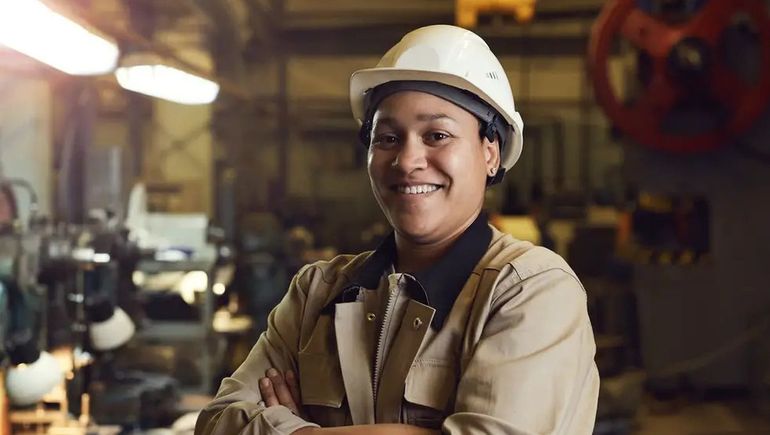 Oficial: las mujeres ya pueden trabajar en lo que quieran