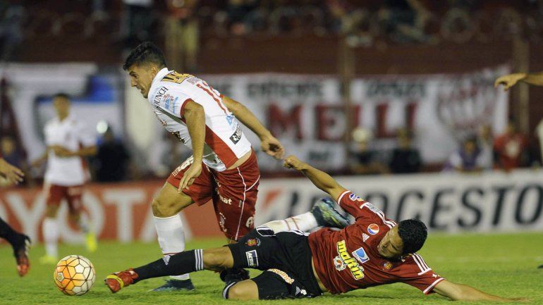 Copa Libertadores: Huracán le ganó a Caracas 1 a 0 en la ida