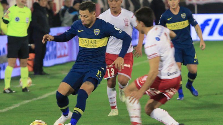 Zárate no encontró sociedades ofensivas y tendió al juego individual