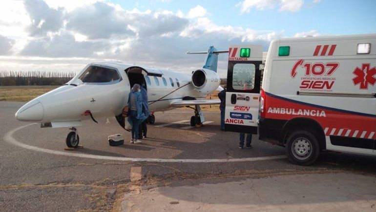 El desesperado pedido que se viralizó en Neuquén: su hijo se está muriendo y necesita un vuelo sanitario
