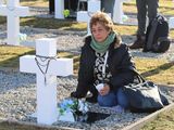 Padres de soldados caídos reclaman al Gobierno viajar a las Malvinas