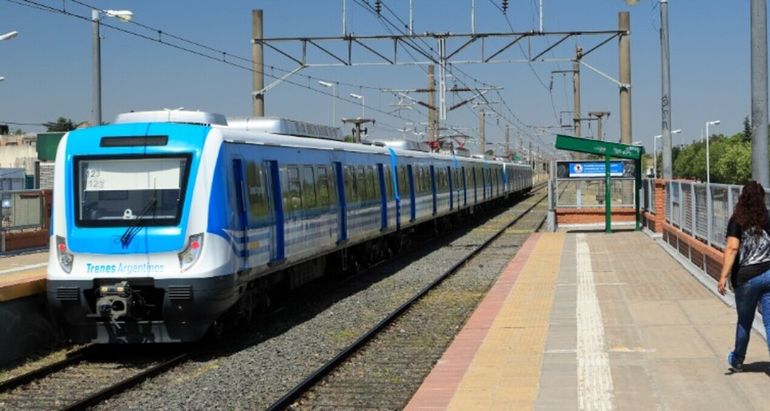 El fallo responsabilizó a la operadora de trenes por el estado defectuoso de la escalera donde se produjo la caída.