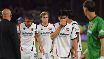 el intendente de rosario hundio a los jugadores de newells con una insolita frase el intendente de rosario hundio a los jugadores de newells con una insolita frase