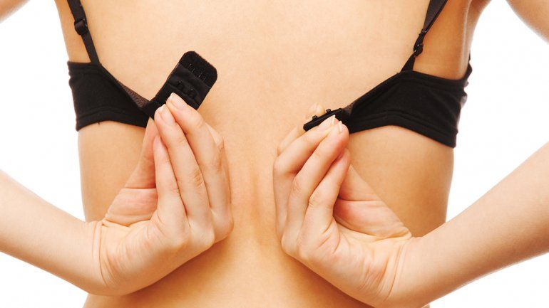 Tendencia que crece: cada vez más mujeres eligen no usar corpiño