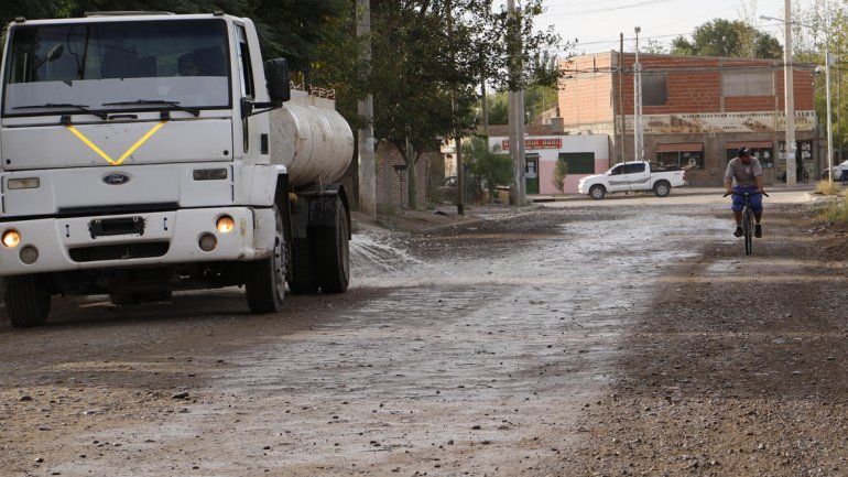 La pavimentación de la Calle 4 favorecerá al transporte público.&nbsp;