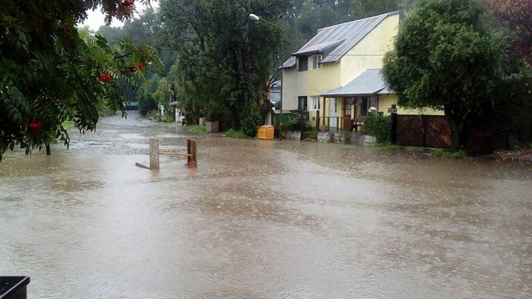 Desde el lunes se registraron intensas lluvias en La Angostura y Junín.&nbsp;