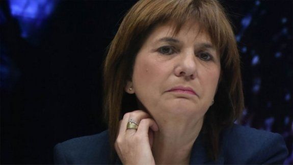 Bullrich está complicada por allanar a mapuches en Neuquén
