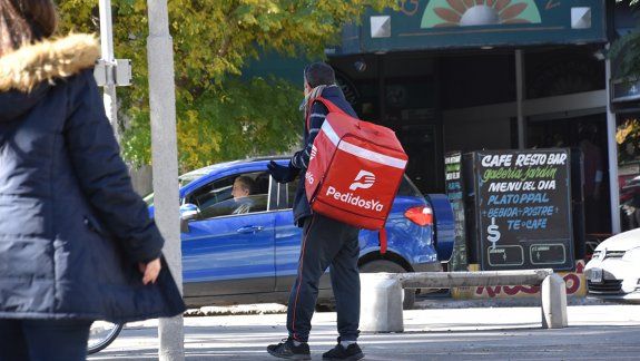 Las apps de delivery reciben 1500 pedidos por semana
