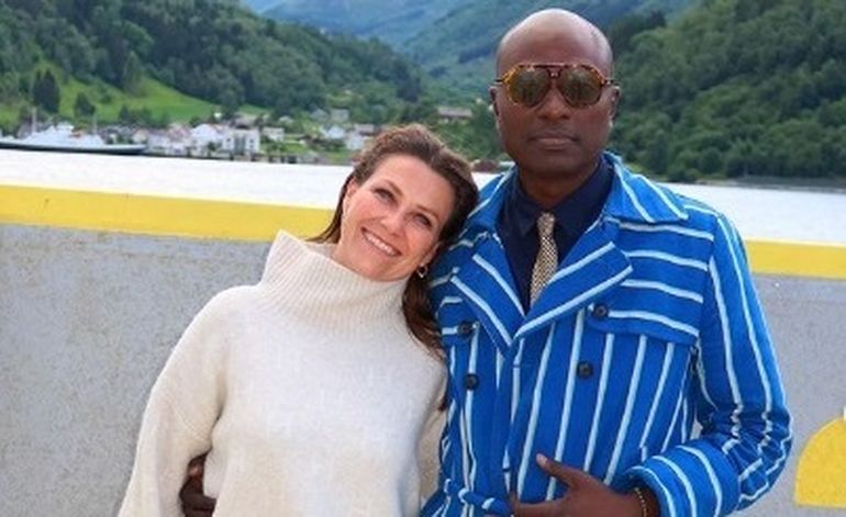 Marta Luisa posa junto a Durek Verrett. Marta Luisa posa junto a Durek Verrett.