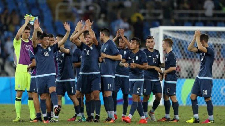 Argentina suma tres unidades luego de una derrota y otra victoria.