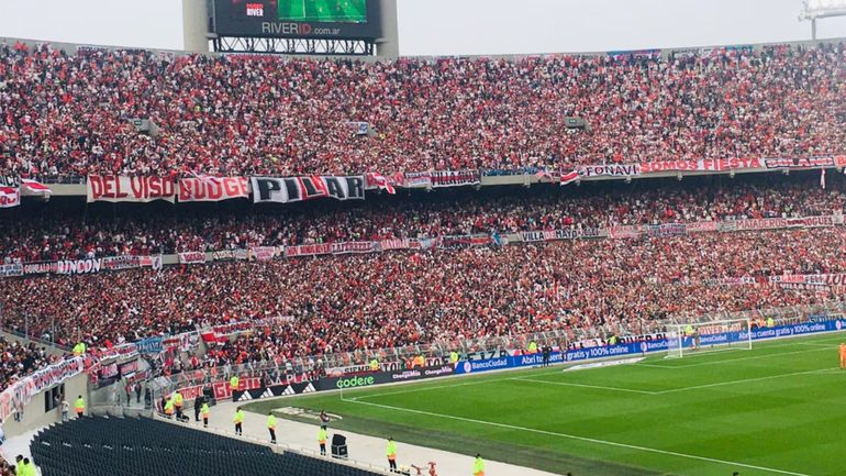 La hinchada de River La hinchada de River
