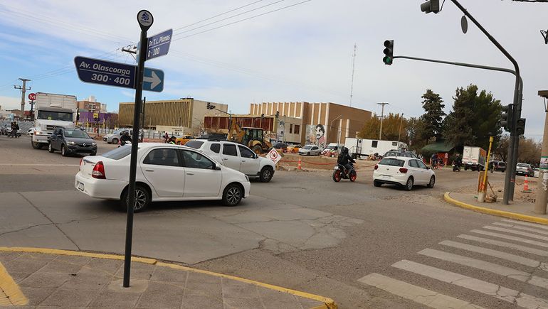 Limpiavidrios prohibidos en Neuquén: cómo se implementa la ordenanza y qué dicen los comerciantes