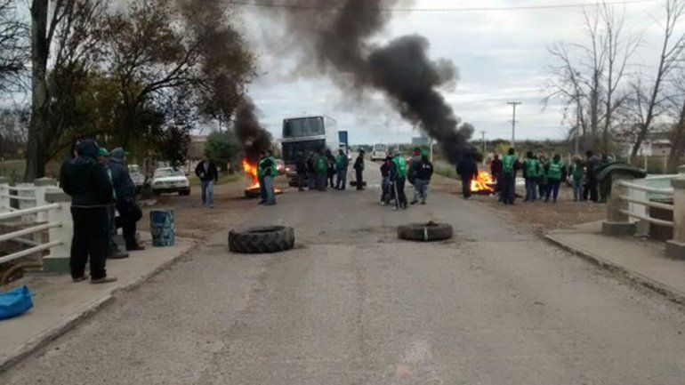 El conflicto en Contralmirante Cordero lleva 37 días y siguen los cortes