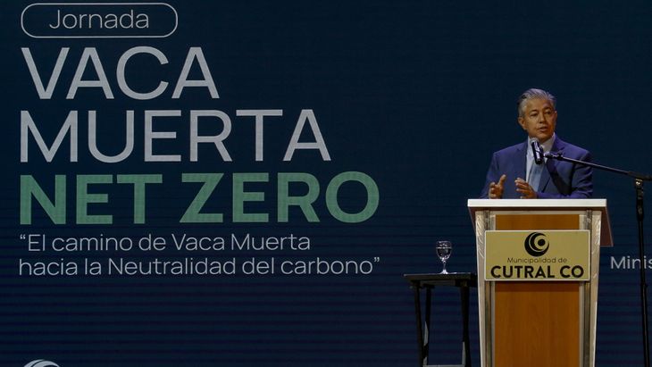 El gobernador en la presentación de Vaca Muerta Net Zero. El gobernador en la presentación de Vaca Muerta Net Zero.