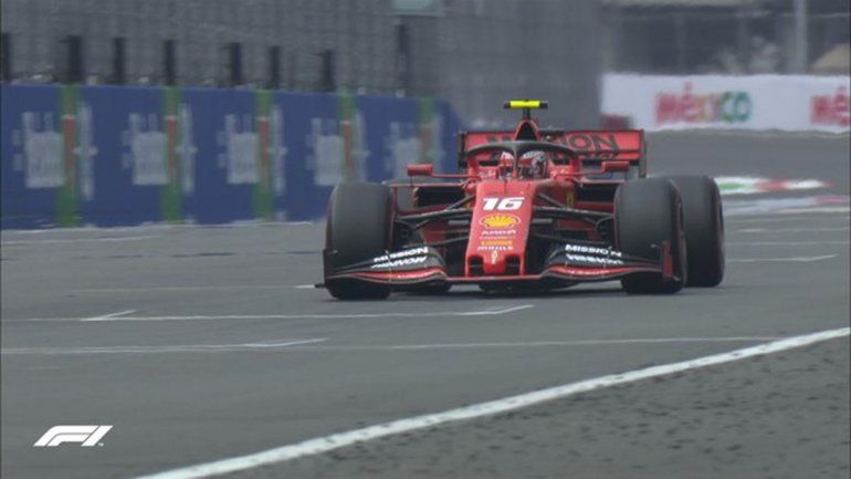 Verstappen fue penalizado y Leclerc se quedó con la pole de la Fórmula 1
