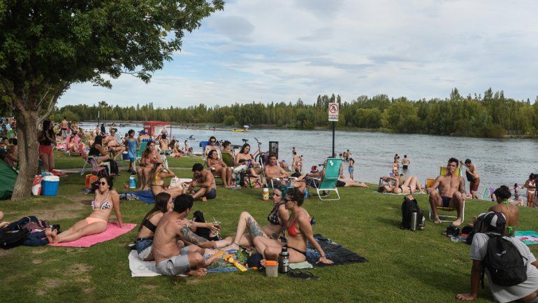 Hubo más de 30 mil personas en los balnearios
