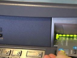 estatales de neuquen cobran sueldos de octubre con aumento: de cuanto es