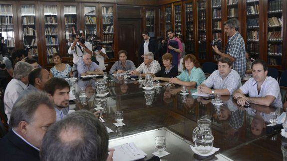 Docentes rechazaron el 23