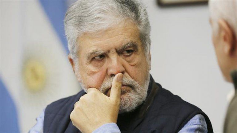 De Vido suma apoyos y estaría casi salvado de la expulsión