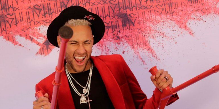 Neymar prepara una fiesta de 5 días y 500 personas