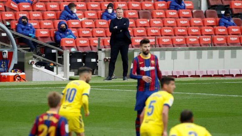 Barcelona empata y Koeman explota contra el equipo