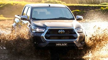 Toyota Hilux, líder de patentamientos en Argentina. Toyota Hilux, líder de patentamientos en Argentina.