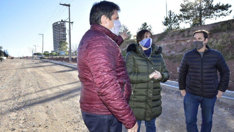 Gaido recorrió las obra del reordenamiento vial del Acceso Norte