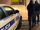 La policía detuvo a Matías Rima en Comodoro Rivadavia, cuando caminaba por la calle con la rueda de auxilio que acababa de robar del baúl de un auto.