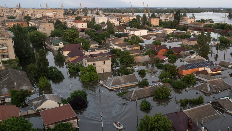 Siguen las acusaciones por la inundación en Kajovka
