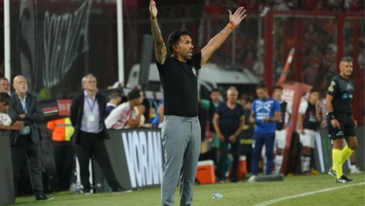 A quien culpó Carlos Tévez de la derrota de Independiente frente a Gimnasia
