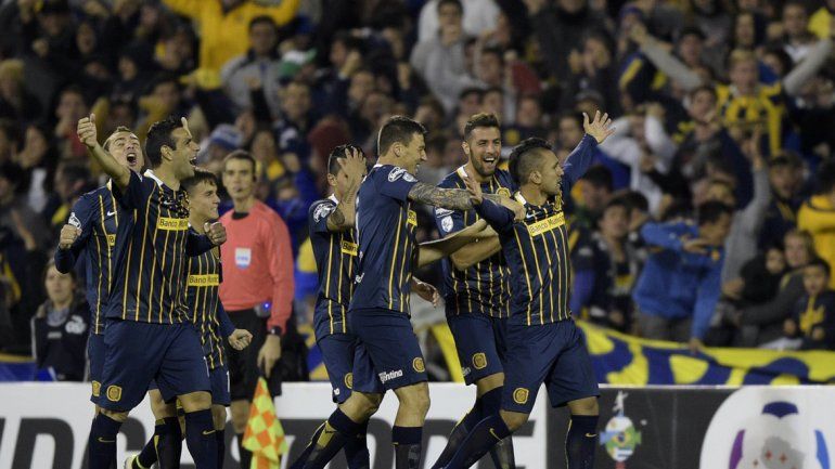 Walter Montoya le dio la ventaja al Canalla en la ida.&nbsp;