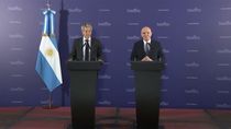 el gobierno envio al congreso el proyecto dolares del colchon: el anuncio oficial