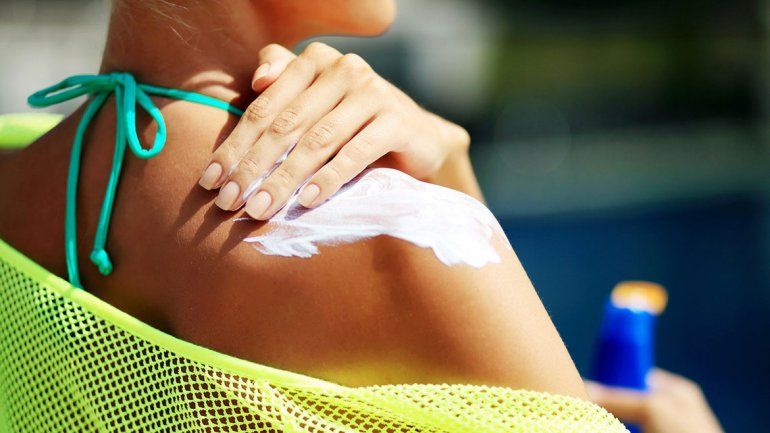Advierten sobre riesgos de los protectores solares