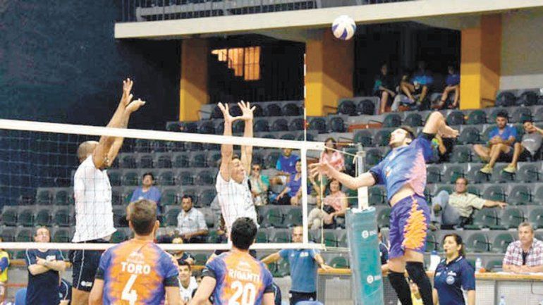 Gigantes dio pelea y estuvo a punto de forzar el tie break