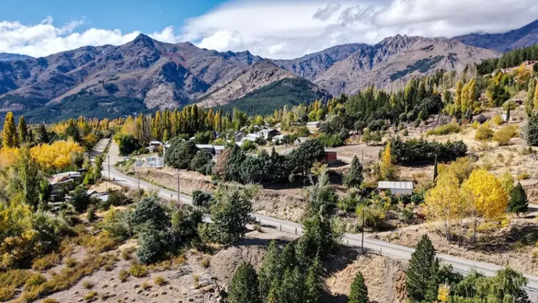 Cuál es el pueblo neuquino que podría ser elegido el mejor del mundo