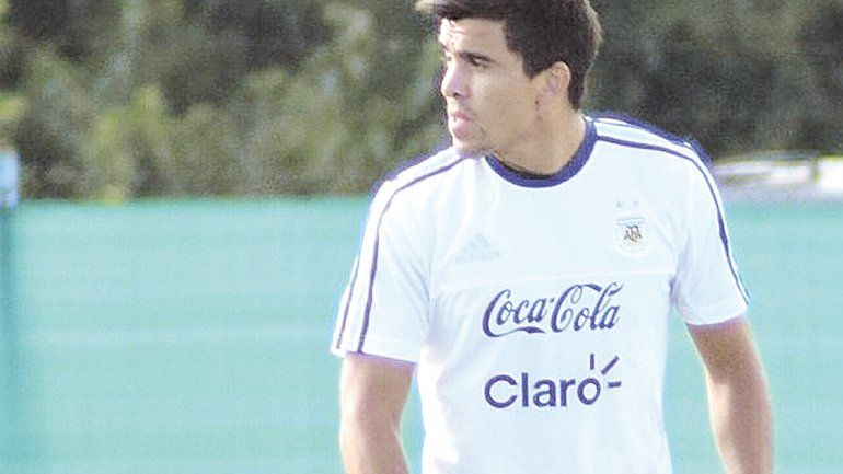 El Huevo Acuña será titular en la Selección de Sampaoli