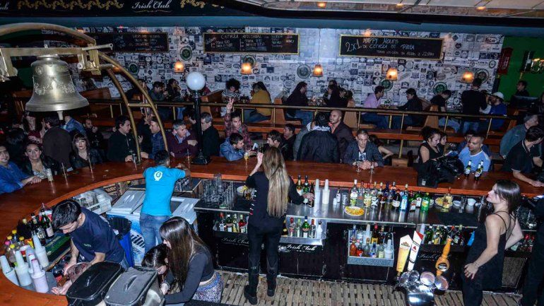 Disfrutar de un buen trago y una rica picada también es una opción con descuento gracias a la propuesta de 365.