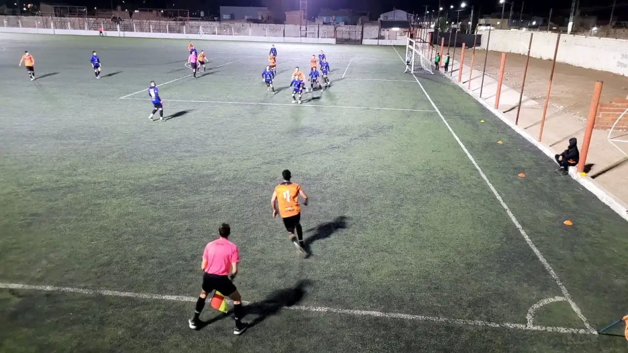 Rincón goleó a Petrolero Argentino. (Gentileza Deportes 299).
