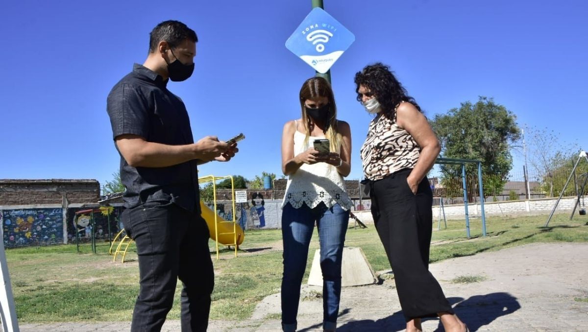 Inauguran otro punto de WiFi gratuito en el oeste de la ciudad