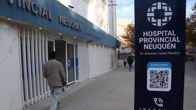 ¿Cómo sigue el cadete que se trenzó con un ladrón que entró a su casa? | LM Neuquen ¿Cómo sigue el cadete que se trenzó con un ladrón que entró a su casa?