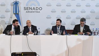 La comisión del Senado verá nuevamente demorada la Ley Bases. La comisión del Senado verá nuevamente demorada la Ley Bases.