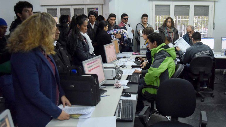 Se radican 3 venezolanos por día en la provincia