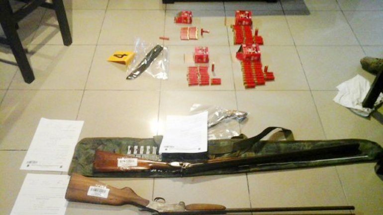 Armas de distinto calibre y tumberas han sido sacadas de circulación por la Policía en distintos procedimientos. A pesar de ellos