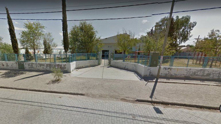 Suspendieron las clases en la escuela 193 tras la agresión de una mamá a dos docentes