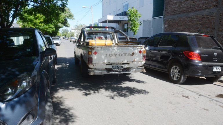 vLucero es una de las calles entrecortadas de la ciudad ubicada entre Combate de San Lorenzo y Arabarco. El movimiento es incesante por la cantidad de personas que acuden a una clínica.