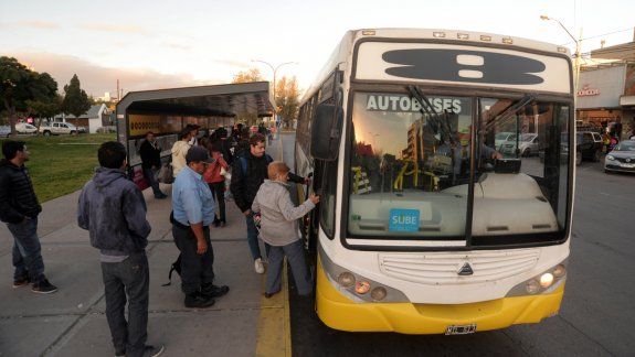 El Deliberante le sacó el gatillo a Pechi para aumentar el boleto