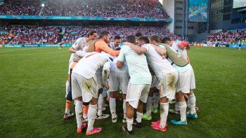 a pesar del blooper del ano, espana vencio a croacia y paso a cuartos a pesar del blooper del ano, espana vencio a croacia y paso a cuartos