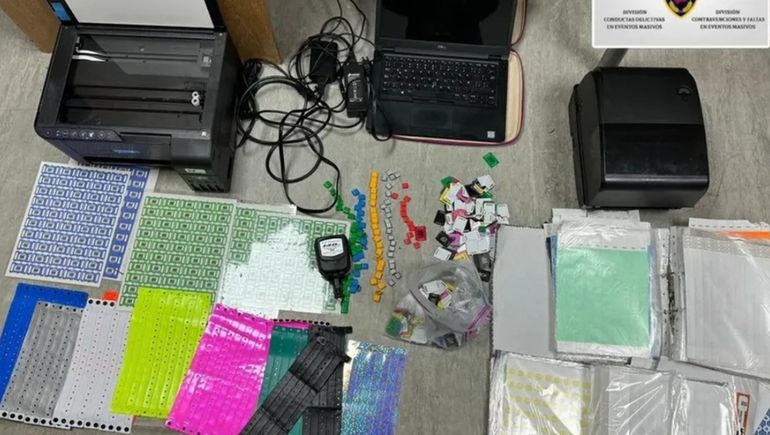 El resultado del operativo por la venta de entradas falsas para los shows de Karol G. El resultado del operativo por la venta de entradas falsas para los shows de Karol G.